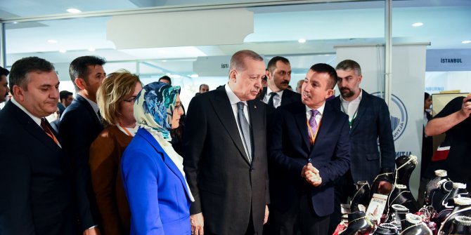 Cumhurbaşkanı Erdoğan Altındağ standını ziyaret etti