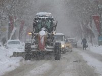 Meteoroloji'den tüm yurdu etkisi altına alacak yeni kar yağışı uyarısı