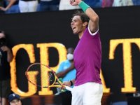 Avustralya Açık'ta Nadal son 4'e kaldı, Krejcikova elendi