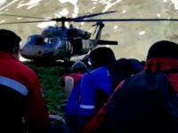 Mantar toplarken düşen kadın askeri helikopterle hastaneye ulaştırıldı