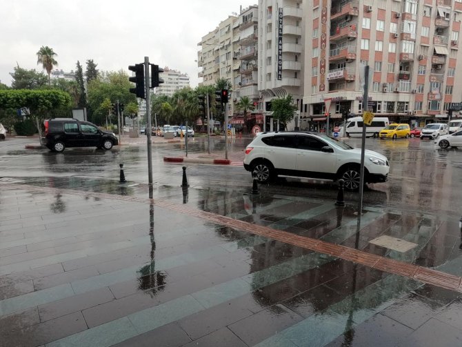 2021_08_antalya_yagmur.jpg