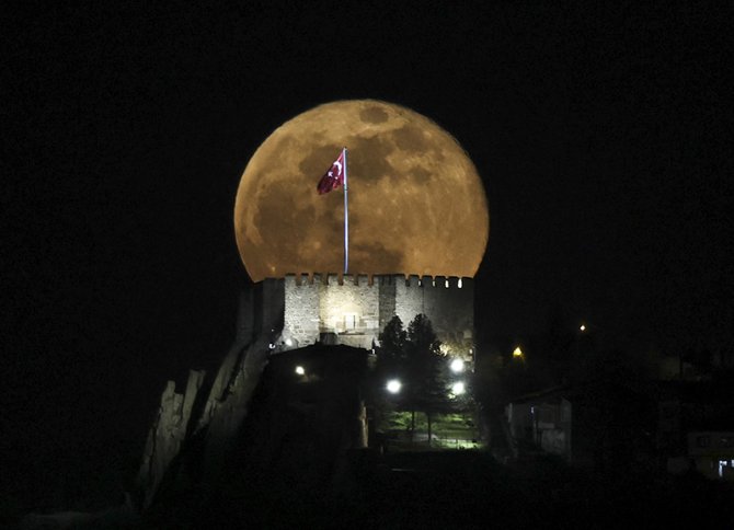 aa-fotograf-dolunay.jpg