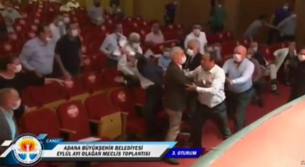 adana-meclisi2.jpg