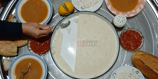 arabasi-hamurunun-yapilisi,-arabasi,-arabasi-corbasi,,,.jpg