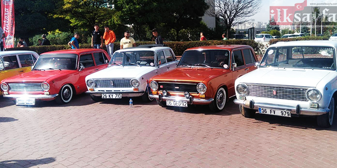 autofest-otomobil-fuari,-yenimahalle,-akkopru,-ankara-classic-cars-ailesi,,,,,.jpg