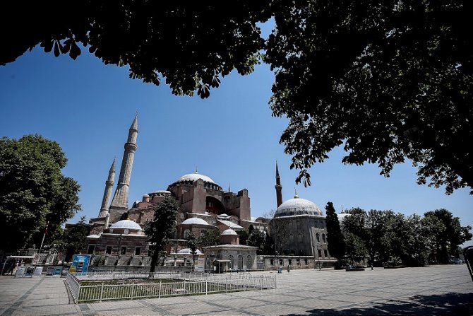 ayasofya2-001.jpg