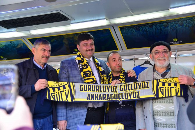 baskan-oguzdan-minik-taraftarlara-ankaragucu-formasi-(10).jpg