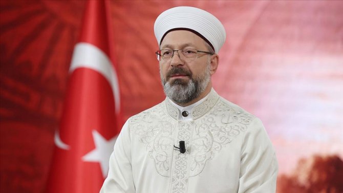 diyanet-isleri-baskani-erbas.jpg