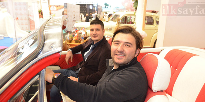 dugunlerde-klasik-arac-kiralama,-dugun-fuari,-unver-cicek-tasarim,vedat-unver,,,,,.jpg