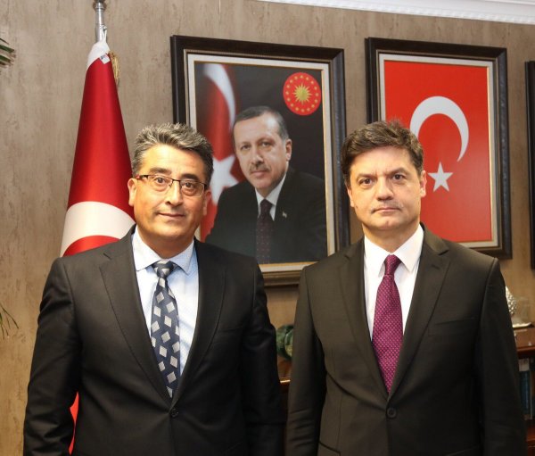 elmadag--ilce-baskanligina-mehmet-cete.jpg