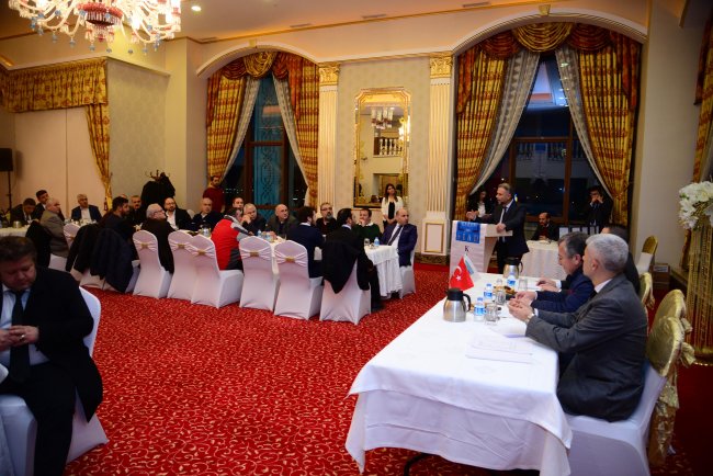 erturk-sanayici-ve-is-adamlariyla-bulustu-(2).jpg