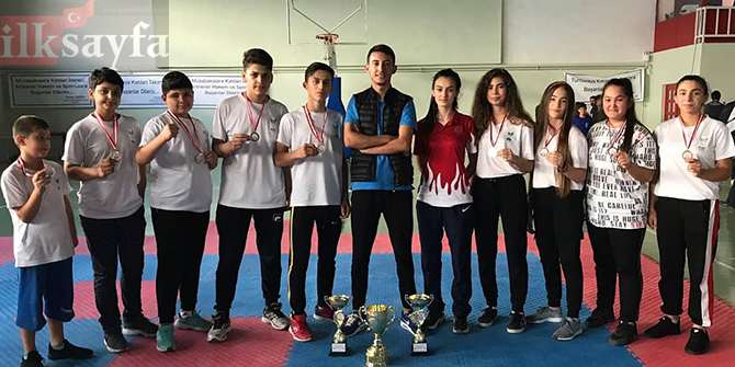 iller-arasi-wushu-kung-fu,-bolu-goynuk,-caglar-spor-kulubu,-caglar-spor-kulubu-sporcusu-yusuf-ozdemir,-avrupa-sampiyonu-ve-milli-antrenor-caglar-spor-kulubu-hocasi-enes-caglar,,,.jpg