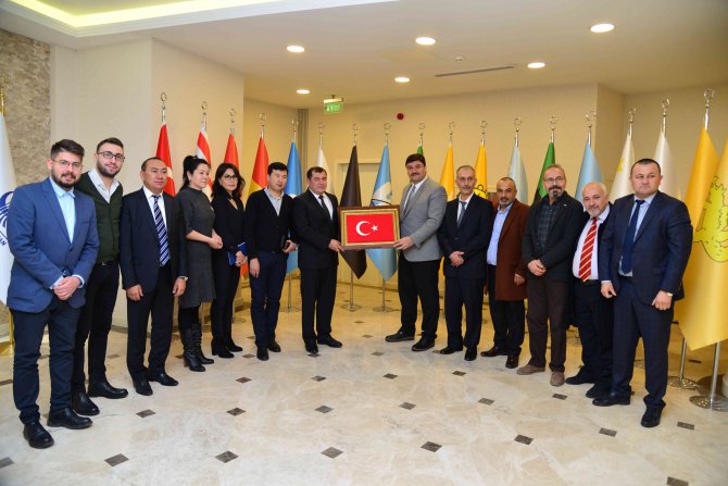 kahramankazanin-ozbekistanli-misafirleri-(6).jpg