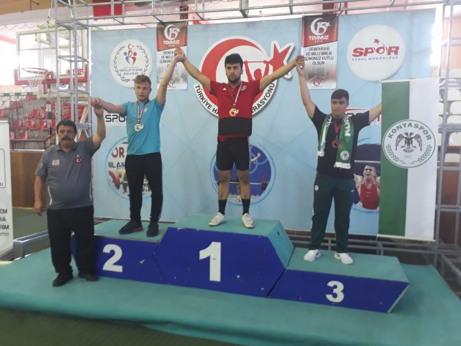 kahramankazanli-halterciler-turkiye-sampiyonasina-damga-vurdu-(6).jpeg