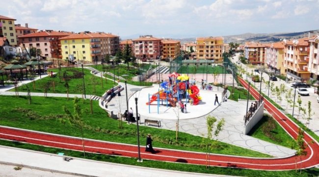 mamak-ta-parklara-ergonomik-dokunus.jpg