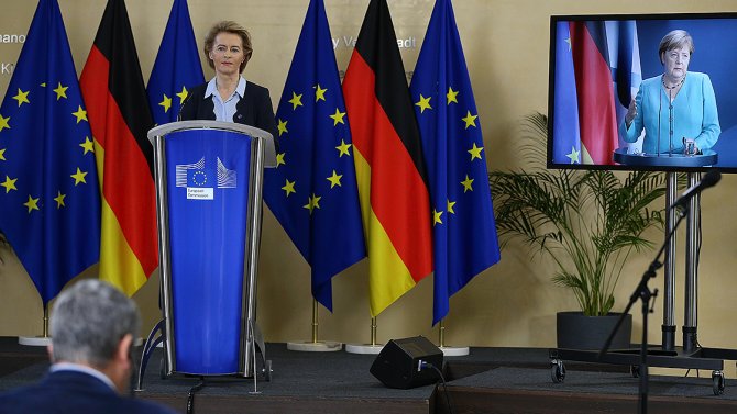 merkel2.jpg