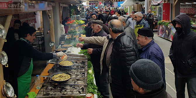 rize-yoresel-urunler-ve-hamsi-festivali,-anzer-bali,-hamsi,-kavurma,-muhlama,-kara-lahana,-akseller-fuarcilik-fuar-koordinatoru-onur-tavut,,,.jpg