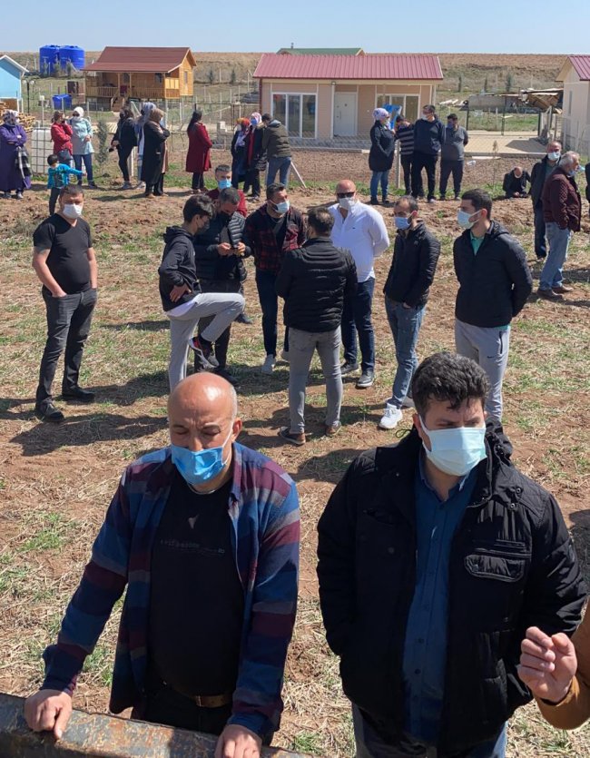 sincan-anayurt-hobi-bahcesi-yikim-3.jpg