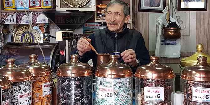 turk-kahvesi,-ankara’nin-en-eski-kuru-kahvecisi,-gul-kahve,-ahmet-hamdi-incegul,-kaliteli,.jpg