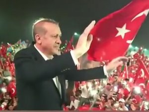 İzleme rekorları kıran: Uzun Adam Erdoğan şarkısı