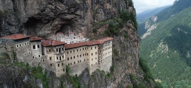Sümela Manastırı yeniden ziyarete açıldı: 4 yıldır restorasyon çalışması yapılıyordu